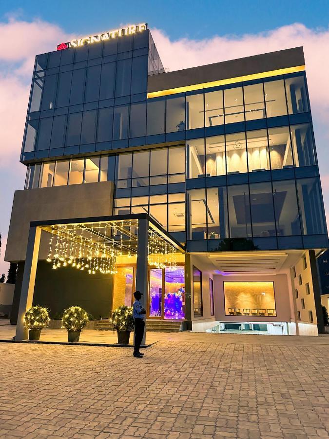 Signature Hotels Visakhapatnam Dış mekan fotoğraf